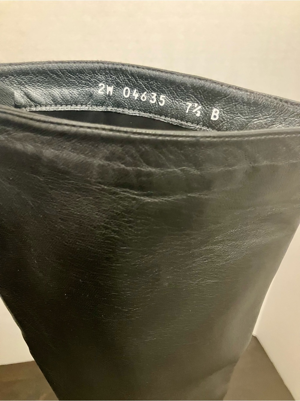 Stuart Weitzman Boots - Size 7 1/2 - Picture 6 of 9